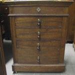 558 8281 CHEST OF DRAWERS